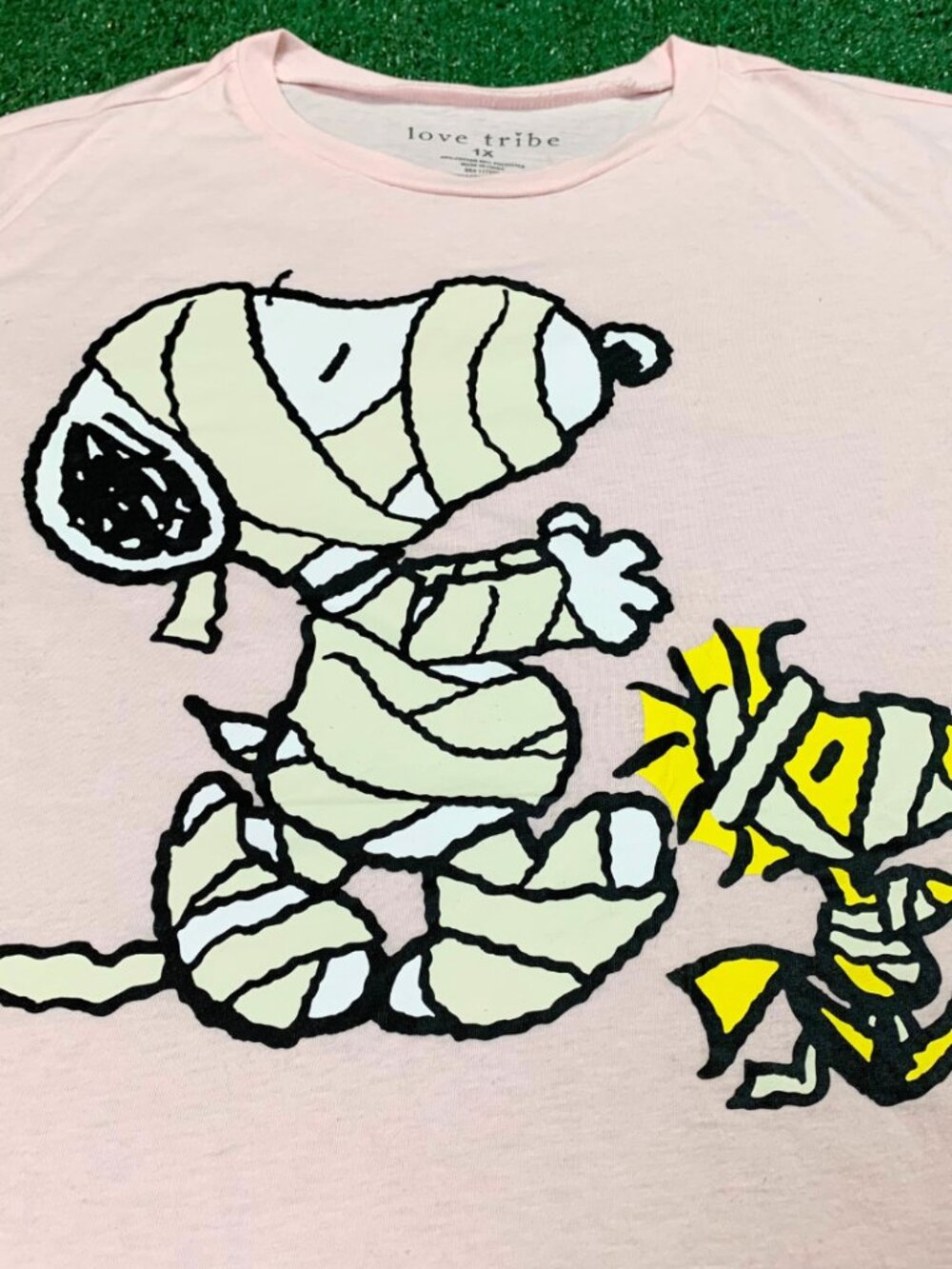 Torrid Love Tribe Snoopy Woodstock Mummy Halloween Tee Plus Size 1X
